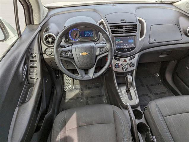 Photo of 2016 Summit White Chevrolet Trax