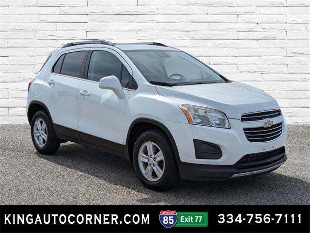 Photo of 2016 Summit White Chevrolet Trax