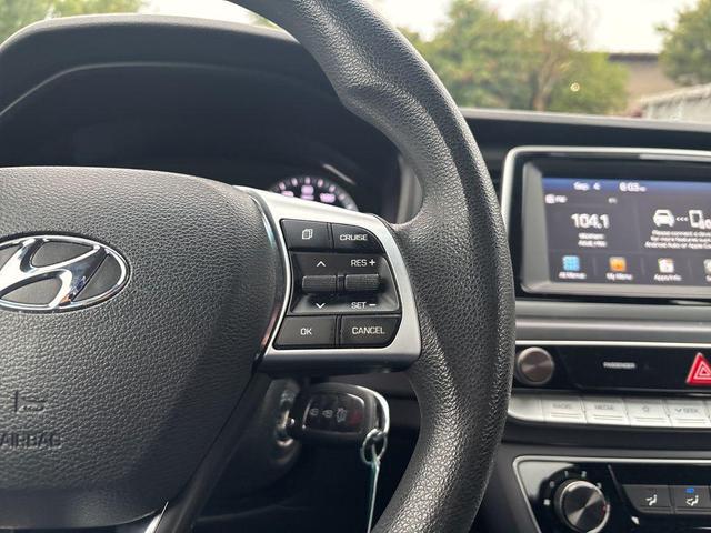 Photo of 2019 Quartz White Pearl Hyundai SONATA