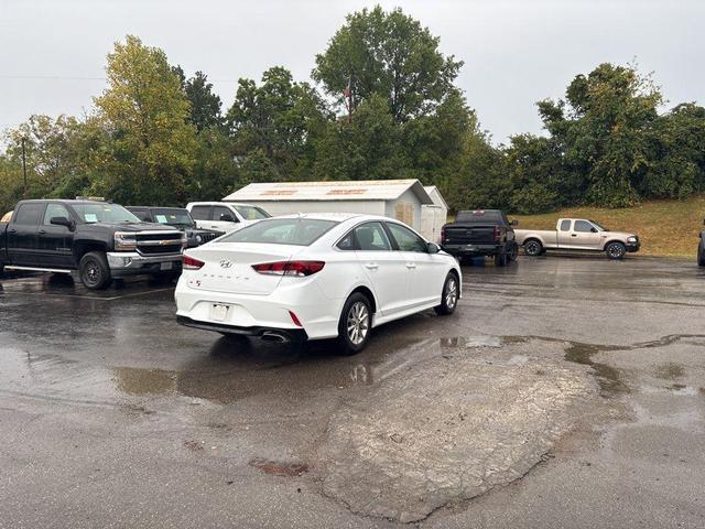 Photo of 2019 Quartz White Pearl Hyundai SONATA