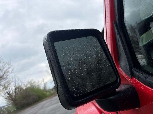 Photo of 2025 Firecracker Red Clearcoat Jeep Gladiator