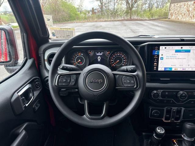Photo of 2025 Firecracker Red Clearcoat Jeep Gladiator