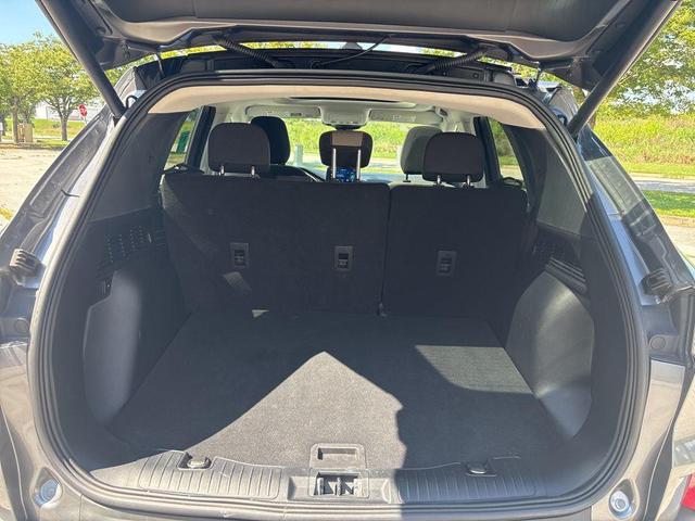 Photo of 2022 Carbonized Gray Metallic Ford Escape