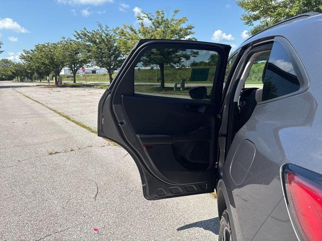 Photo of 2022 Carbonized Gray Metallic Ford Escape