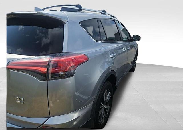 Photo of 2016 Silver Sky Metallic Toyota RAV4