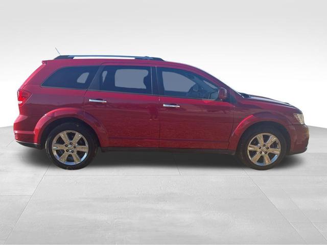 Photo of 2013 Brilliant Red Tri-Coat Pearl Dodge Journey