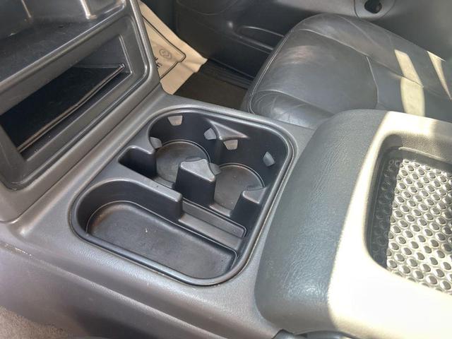 Photo of 2006 Victory Red GMC Sierra 3500