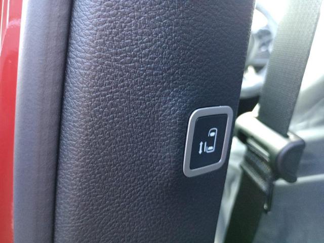 Photo of 2026 Red Hot Pearlcoat Chrysler Pacifica