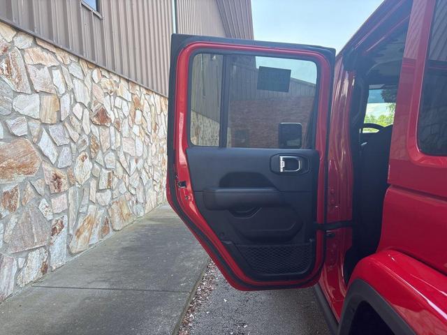 Photo of 2018 Firecracker Red Clearcoat Jeep Wrangler Unlimited