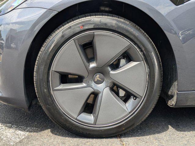 Photo of 2023 Silver/Gray Tesla Model 3