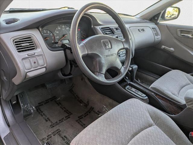 Photo of 2001 Satin Silver Metal Honda Accord