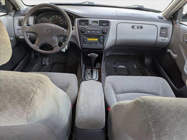 Photo of 2001 Satin Silver Metal Honda Accord