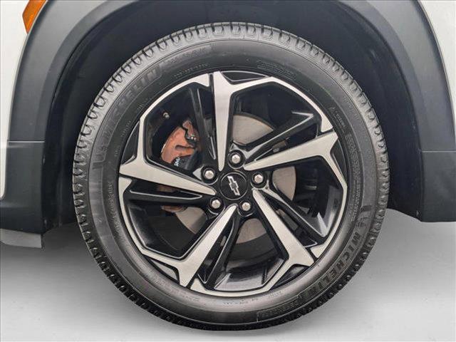 Photo of 2021 Summit White Chevrolet Trailblazer