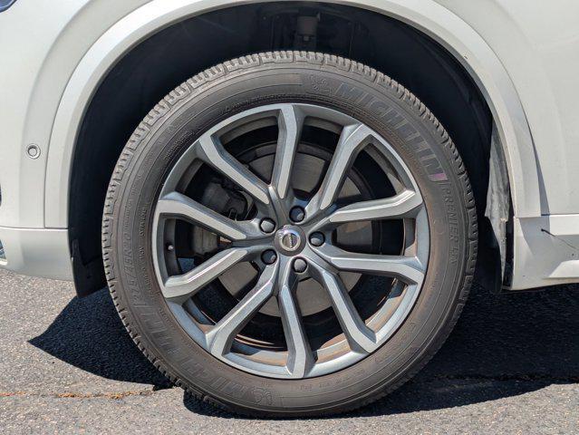Photo of 2019 White Volvo XC90