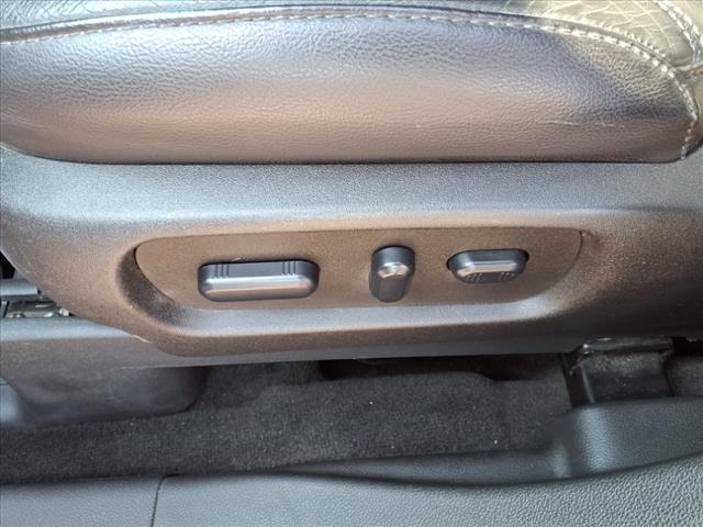 Photo of 2015 Silver Ford Explorer