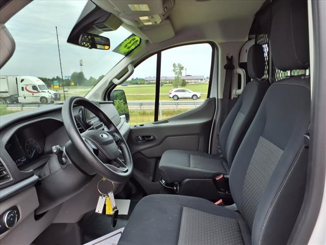 Photo of 2023  Ford Transit-250