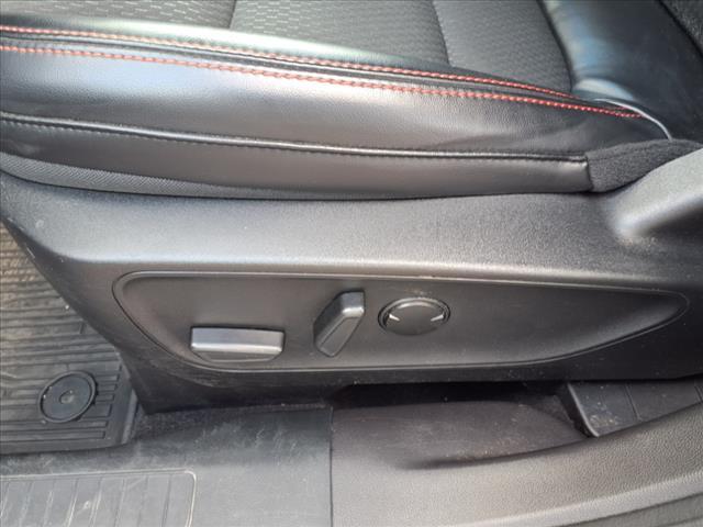 Photo of 2023 Silver Ford Escape