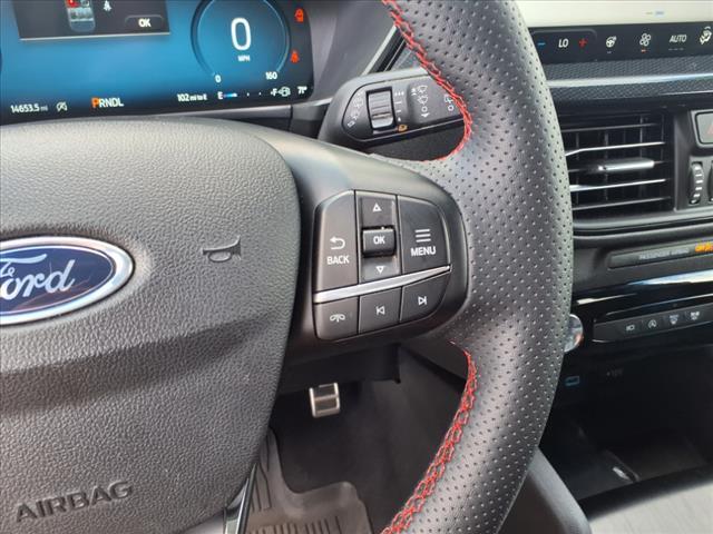 Photo of 2023 Silver Ford Escape