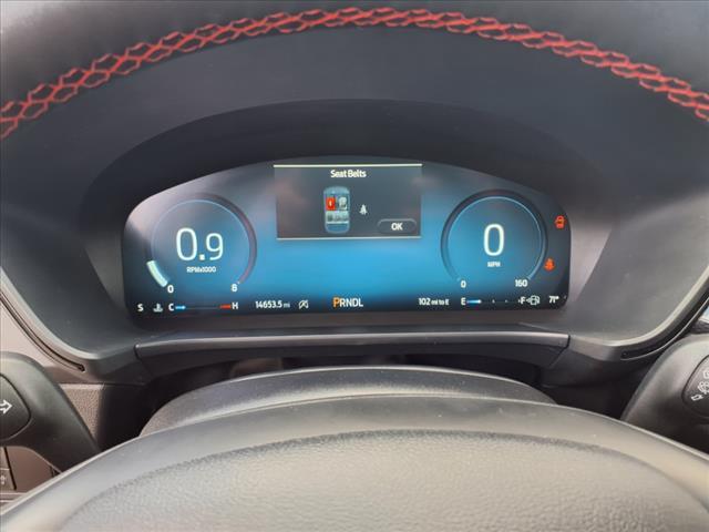 Photo of 2023 Silver Ford Escape
