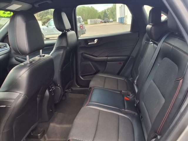Photo of 2023 Silver Ford Escape