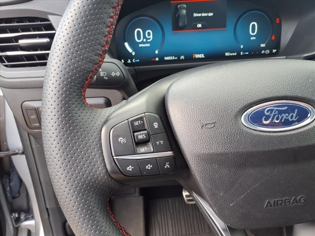 Photo of 2023 Silver Ford Escape