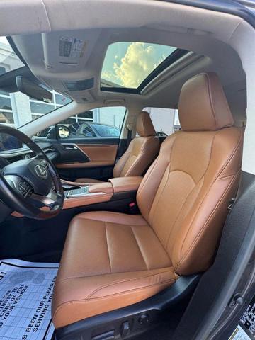 Photo of 2022 Gray Lexus RX 350