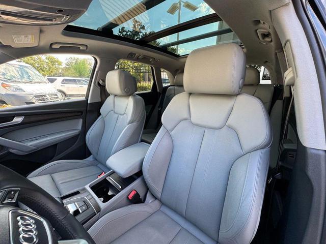 Photo of 2019 Gray Audi Q5