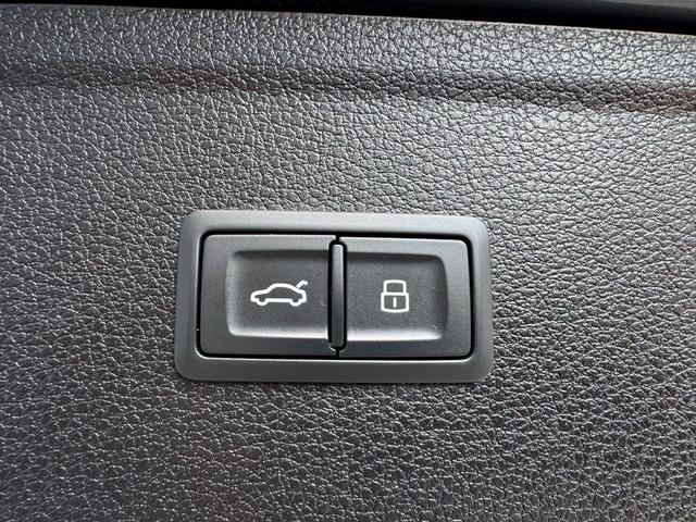 Photo of 2019 Gray Audi Q5
