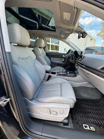 Photo of 2019 Gray Audi Q5