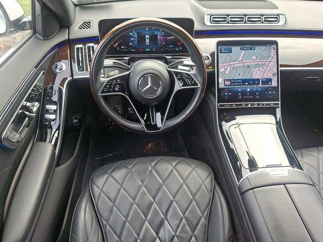 Photo of 2021 designo Diamond White - 799 Mercedes-Benz S-Class