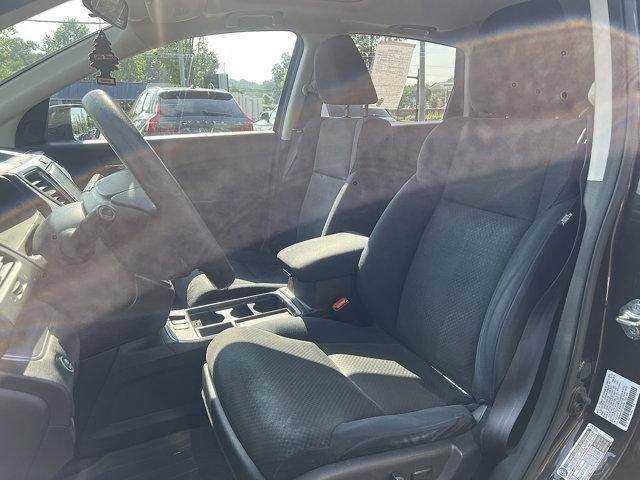 Photo of 2015 Crystal Black Pearl Honda CR-V