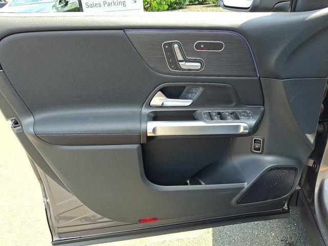 Photo of 2025 MOUNTAIN GREY Mercedes-Benz GLB 250