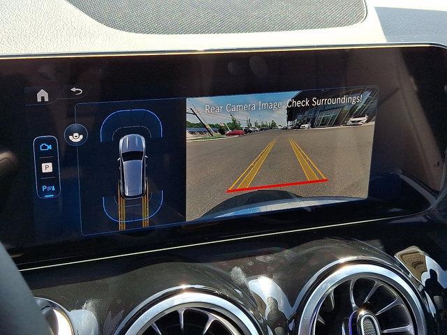 Photo of 2025 MOUNTAIN GREY Mercedes-Benz GLB 250