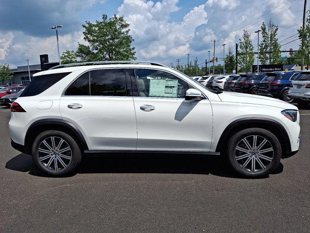 Photo of 2025 Polar White Mercedes-Benz GLE 450