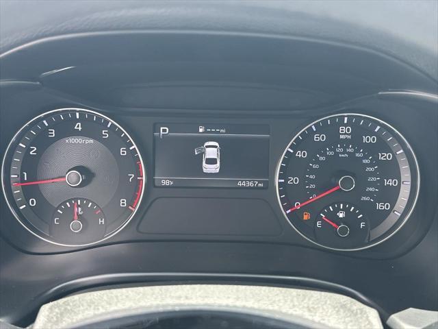 Photo of 2024 Currant Red Kia Forte