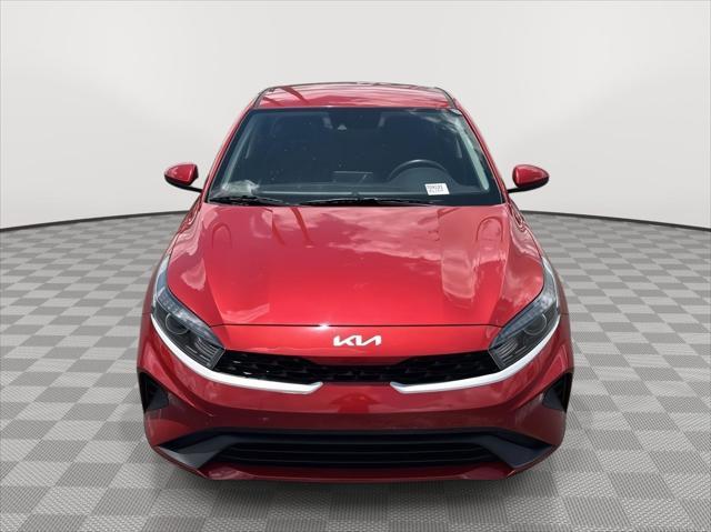 Photo of 2024 Currant Red Kia Forte