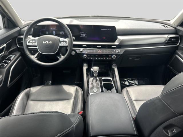 Photo of 2024 Gravity Gray Kia Telluride