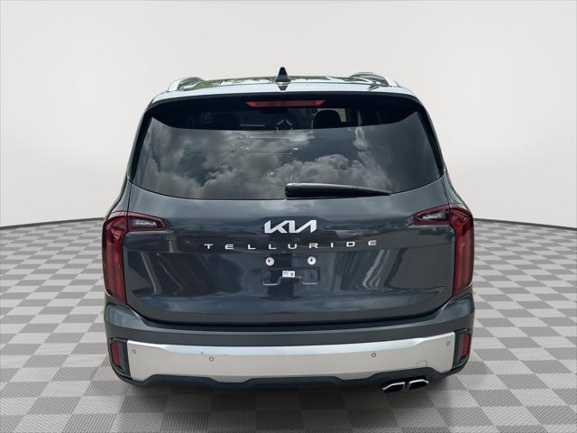 Photo of 2024 Gravity Gray Kia Telluride