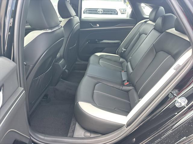 Photo of 2025 Aurora Black Pearl Kia K5