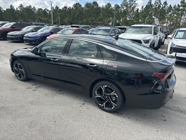 Photo of 2025 Aurora Black Pearl Kia K5