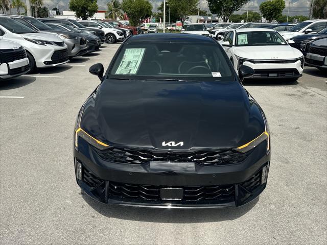 Photo of 2025 Aurora Black Pearl Kia K5