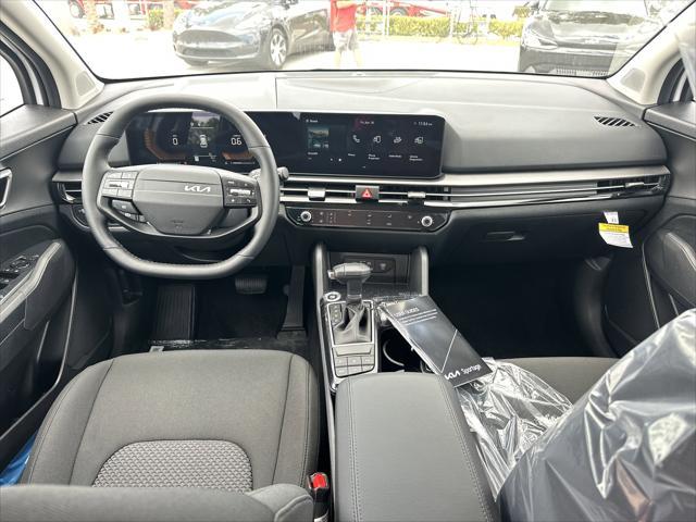 Photo of 2025 Glacial White Pearl Kia Sportage