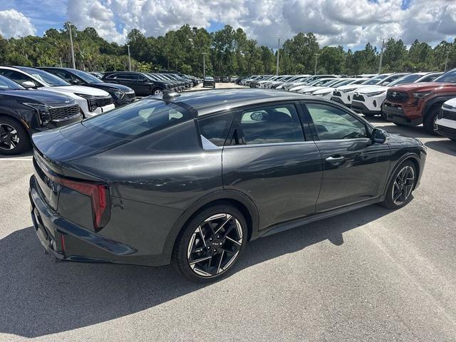Photo of 2025 Interstellar Gray Kia K4