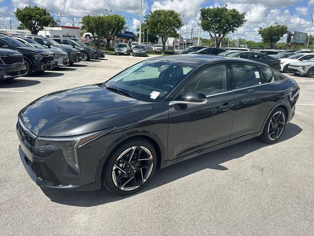 Photo of 2025 Interstellar Gray Kia K4