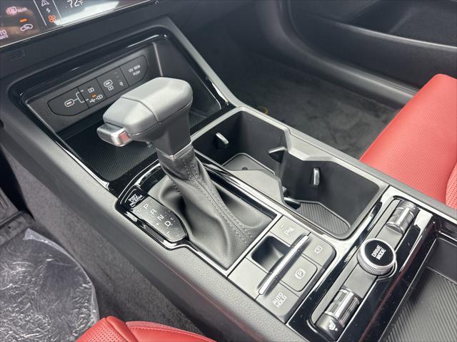 Photo of 2025 Snow White Pearl Kia K5