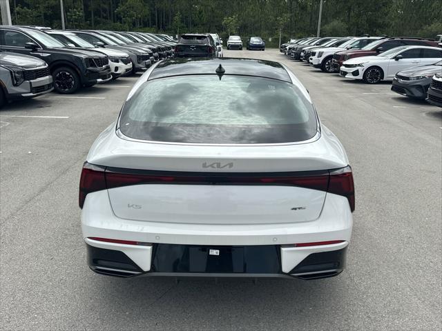 Photo of 2025 Snow White Pearl Kia K5