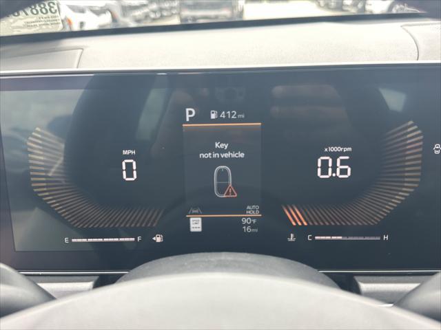 Photo of 2025 Snow White Pearl Kia K5