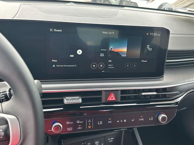 Photo of 2025 Snow White Pearl Kia K5