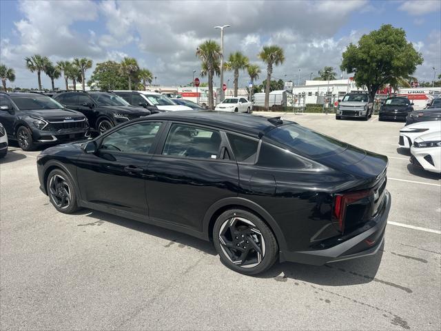 Photo of 2025 Aurora Black Pearl Kia K4