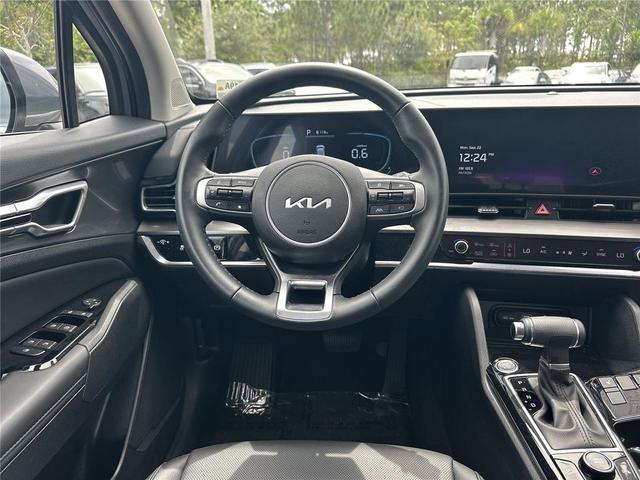 Photo of 2025 Everlasting Silver Kia Sportage